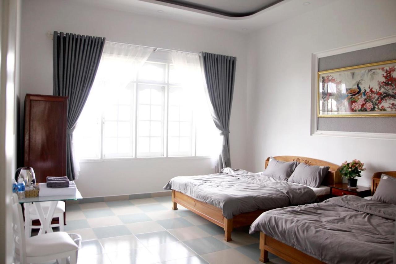 Grey House Hotel Da Lat Exterior photo